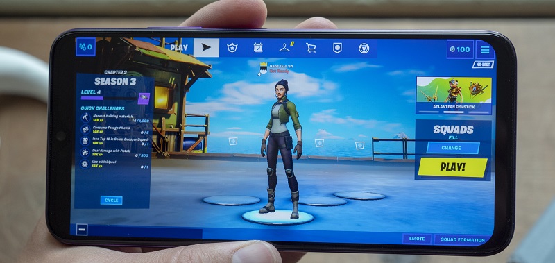 What exactly is Fortnite? How do you play the game? 4 On which devices can Fortnite be played?